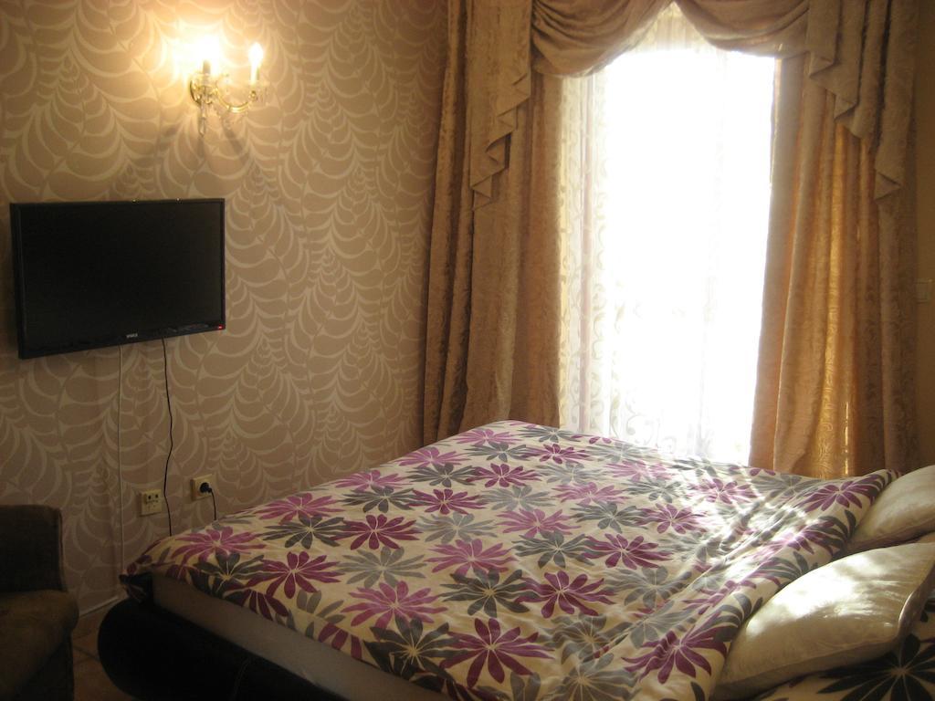 Guest House Maja Нови-Сад Экстерьер фото