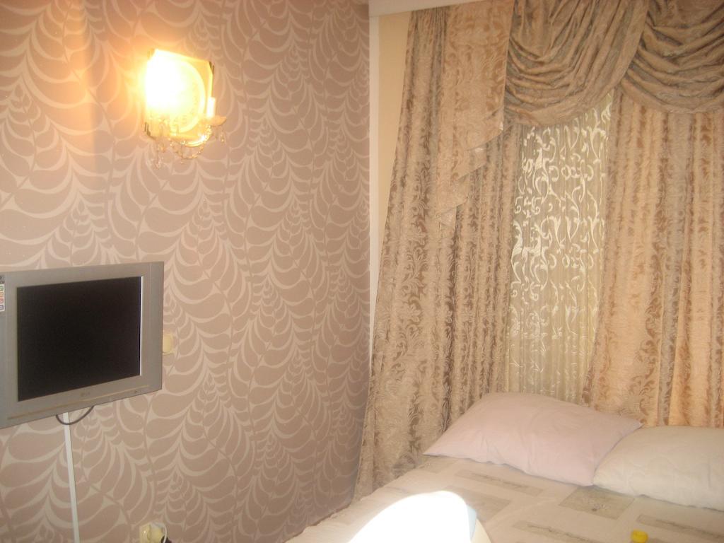 Guest House Maja Нови-Сад Экстерьер фото
